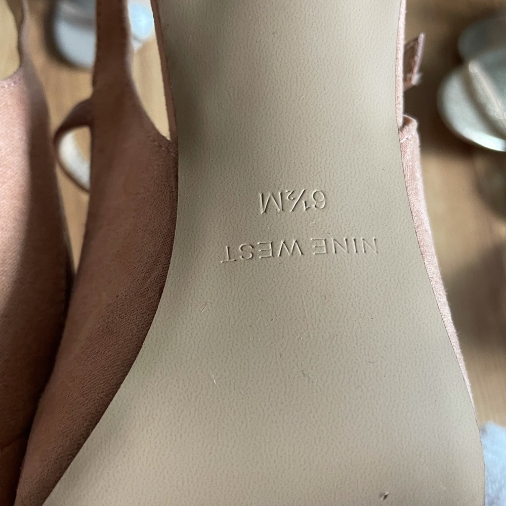 Heels - Picture 3 of 7